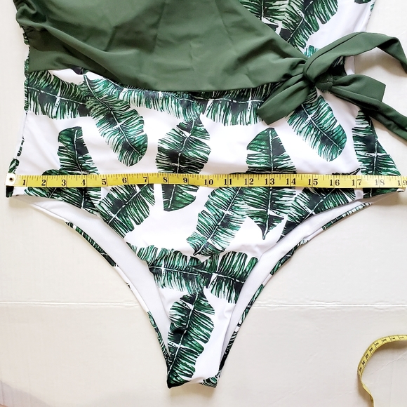 Shein Faux Wrap Deep V Swimsuit 2X NEW - Picture 5 of 9